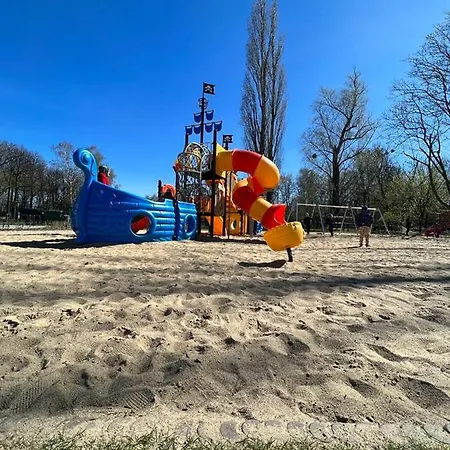Sail & Fun Team - Jacht Czartery - Rejsy Jachtem Botel *